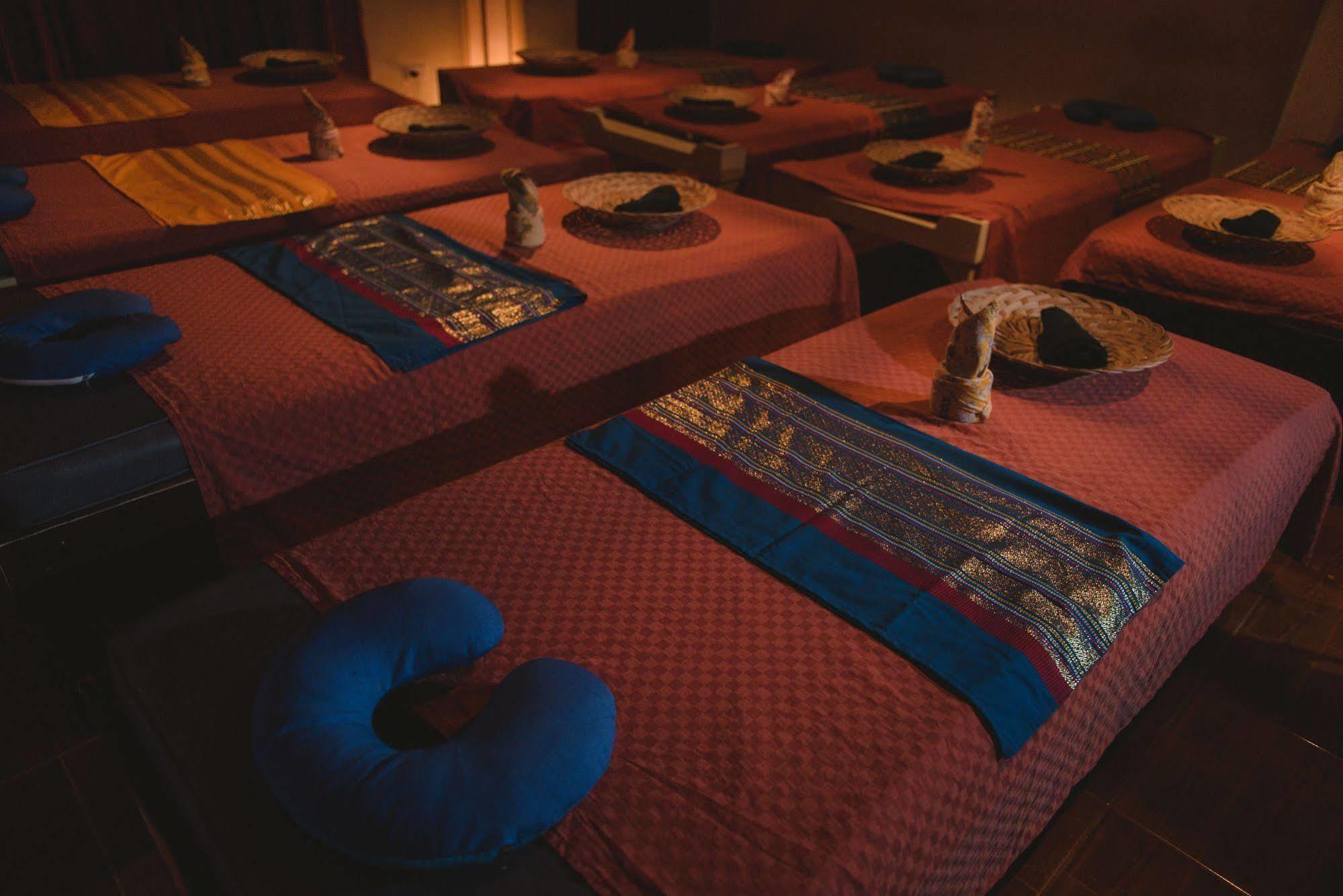 Maribago Seaview Pensione And Spa 막탄 외부 사진
